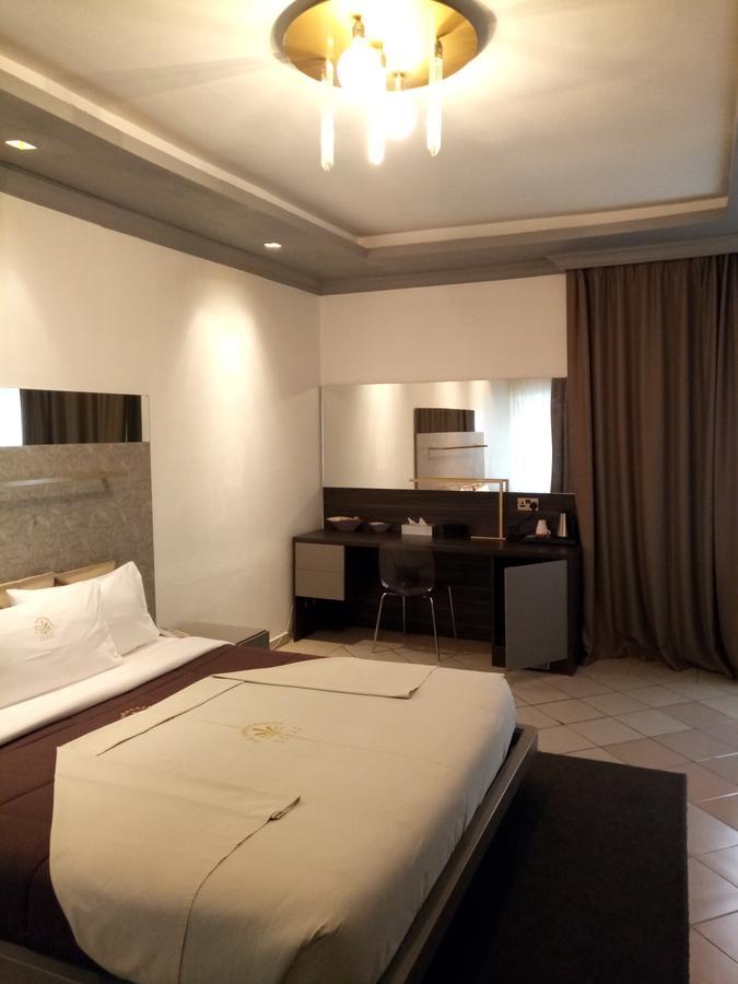 The Ambassador Abuja Hotel Luaran gambar