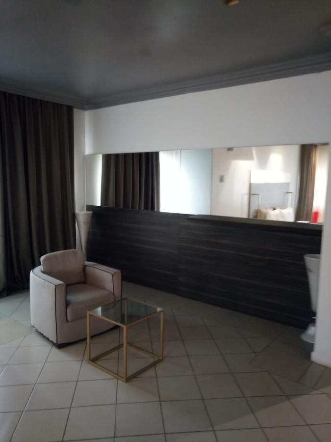 The Ambassador Abuja Hotel Luaran gambar